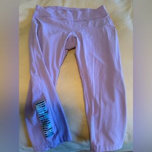 Excellent used condition Peleton lavender short leggings size 1x